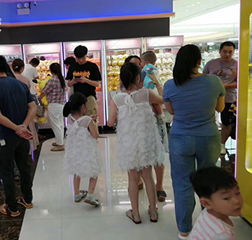 【立而方】禮品機(jī)店鋪同質(zhì)化嚴(yán)重，我們的娃娃機(jī)如何實(shí)現(xiàn)差異化？