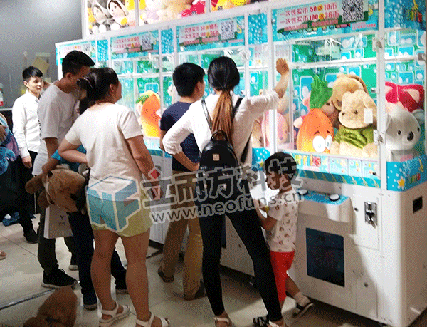 禮品機(jī),剪刀禮品機(jī),禮品機(jī)店如何運(yùn)營(yíng),禮品機(jī)技巧 <a href='/lpj.htm' class='keys' title='點(diǎn)擊查看關(guān)于禮品機(jī)的相關(guān)信息' target='_blank'>禮品機(jī)</a>,剪刀禮品機(jī),禮品機(jī)店如何運(yùn)營(yíng),禮品機(jī)技巧