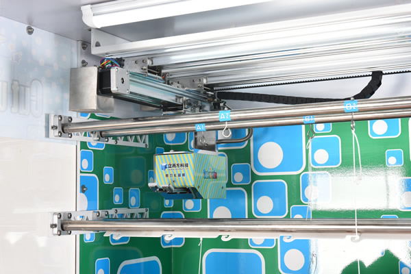 剪刀機(jī)刀片刀口 剪刀機(jī)刀片刀口