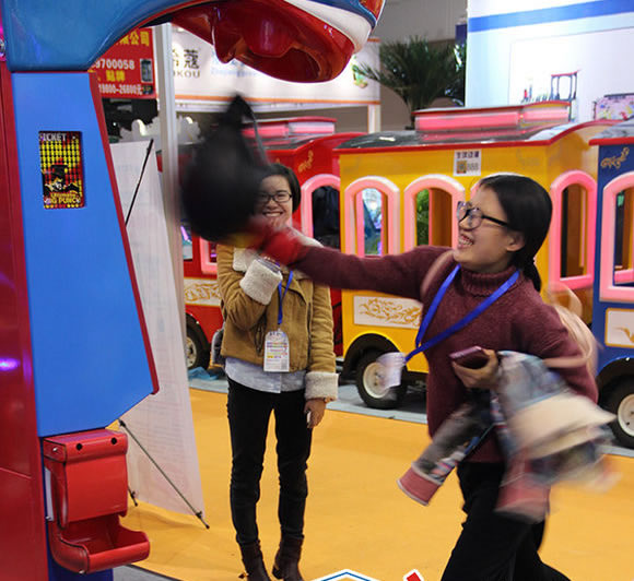 龍拳拳擊機(jī) 龍拳拳擊機(jī)