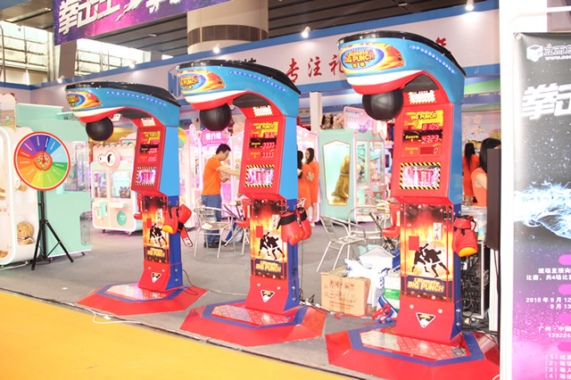 龍拳機(jī)<a href='/lpj.htm' class='keys' title='點(diǎn)擊查看關(guān)于禮品機(jī)的相關(guān)信息' target='_blank'>禮品機(jī)</a> 龍拳機(jī)禮品機(jī)