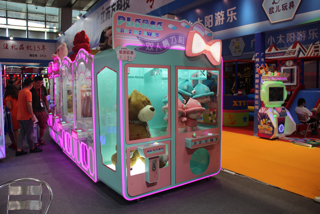 剪刀機 <a href='/jiandaoji.htm' class='keys' title='點擊查看關于剪刀機的相關信息' target='_blank'>剪刀機</a>